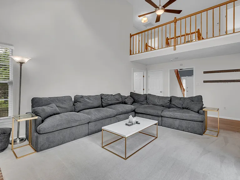 1402 Bermuda Dunes Ct — Photo 14