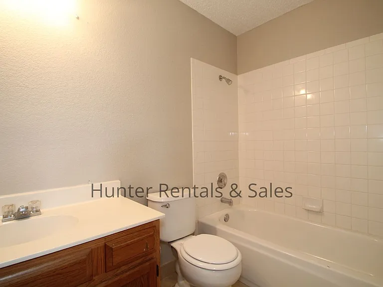 3203 Dorothy Jane Dr — Photo 22