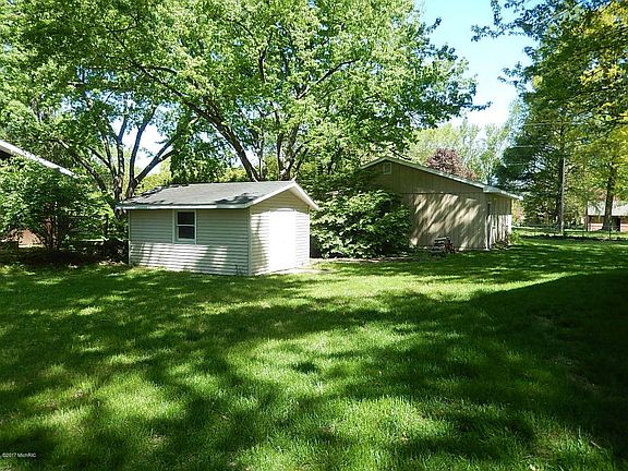 3rd image of 4679 Kimber Ln