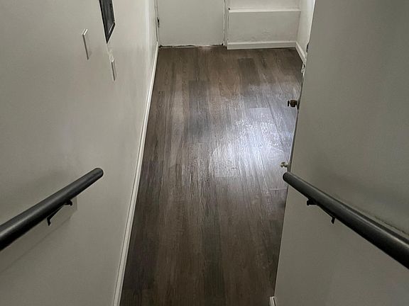3rd image of 1014 Majestic Ave