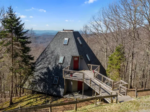585 Granny Lewis Ln, Mars Hill, NC 28754