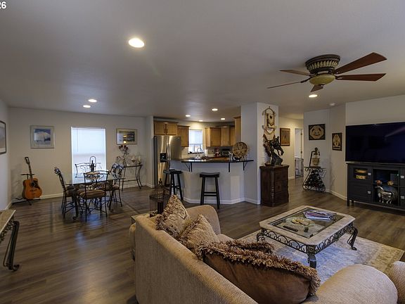 5th image of 5262 Nopal St