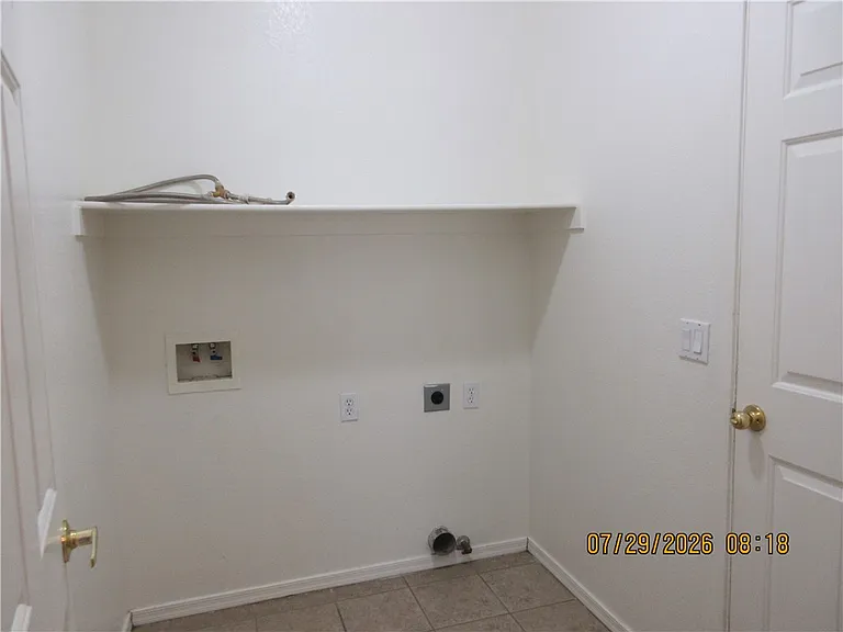 2803 Wallapai Ave — Photo 5