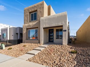 137 Prudencio St, Santa Fe, NM 87505