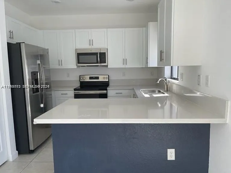 3380 W 108th St — Photo 2