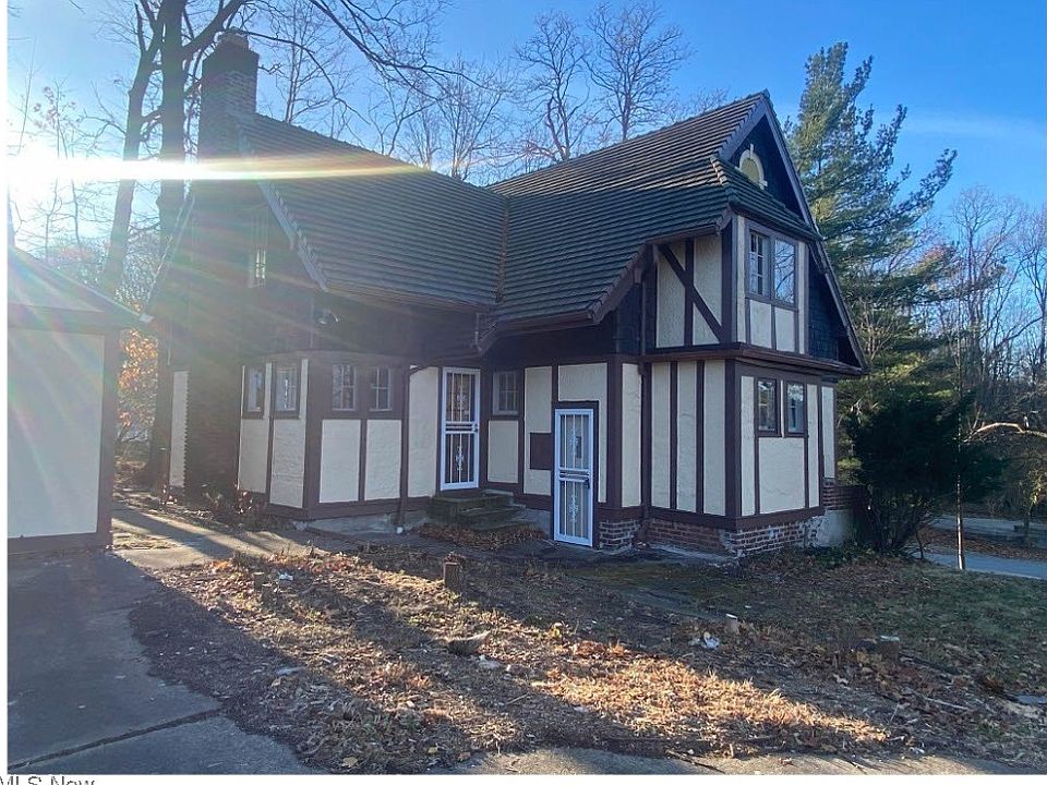 19051 Upper Valley Dr, Euclid, OH 44117 Zillow