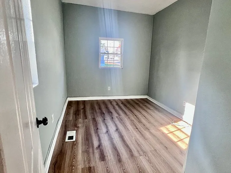 1600 Park Ave — Photo 19