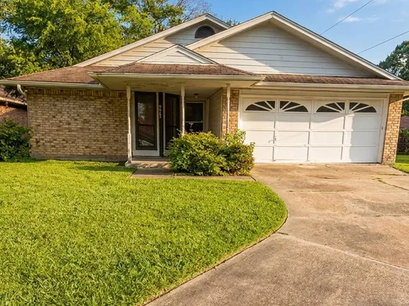 2065 88th Cir, Beaumont, TX 77707
