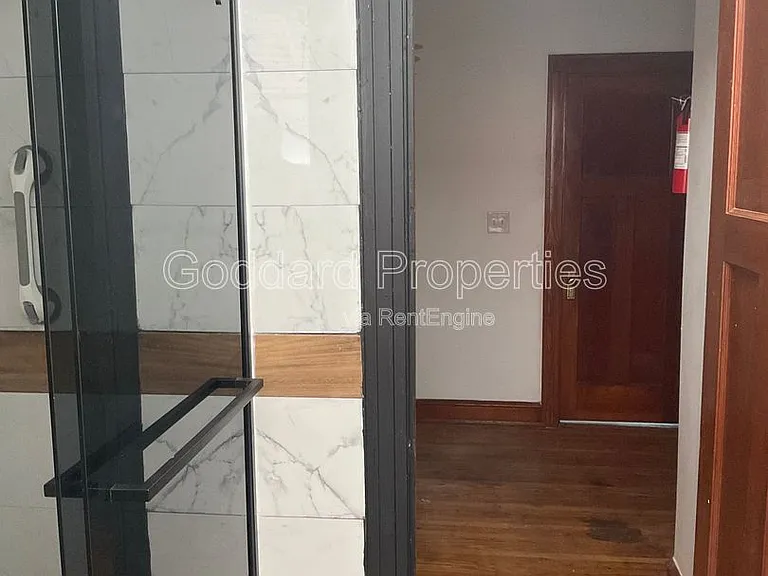 4320 Sheldon Ave — Photo 13