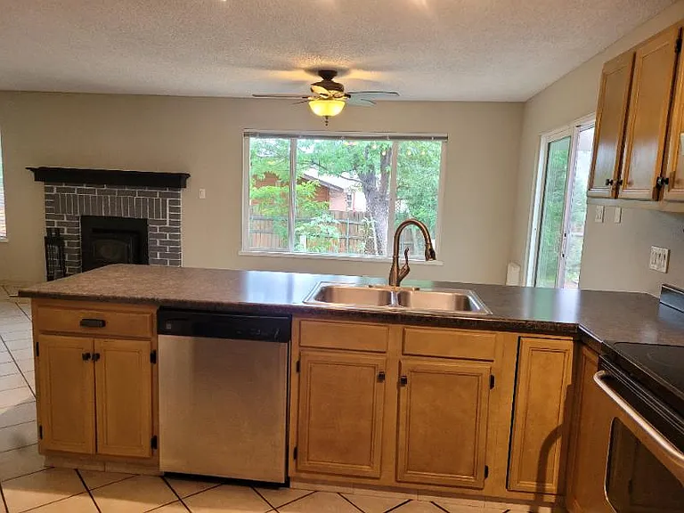 1601 N Owl Rd — Photo 15