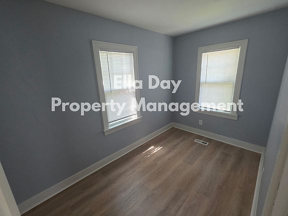 5th image of 1002 S Topeka St