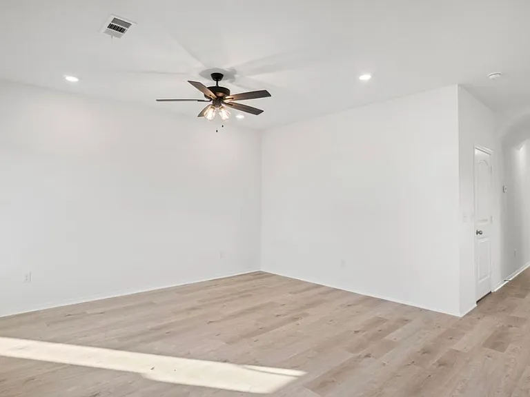 152 Meadow Dr — Photo 9