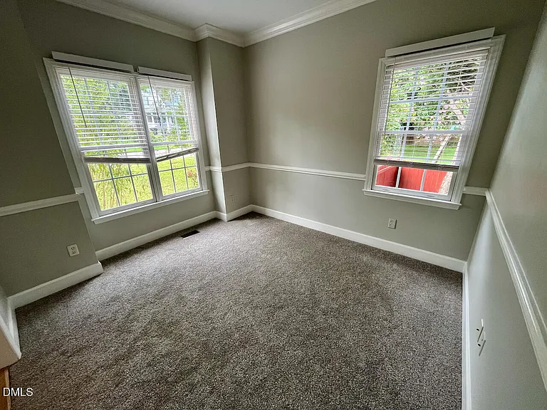 18 Garden Hills Ct — Photo 7