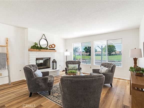 4th image of 927 Saint Ann Dr