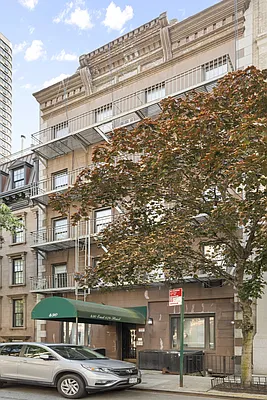 Sold by Compass | media 5