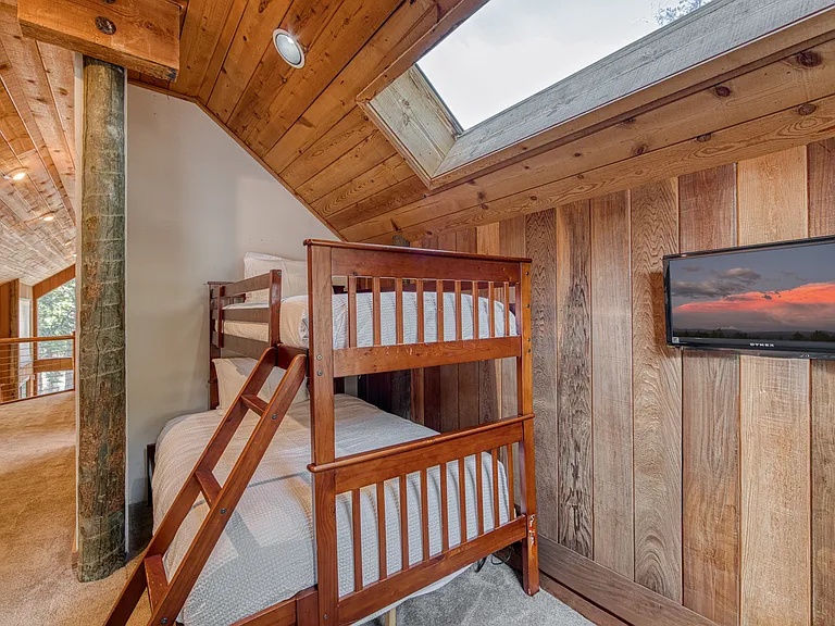 1875 John Scott Trl — Photo 19