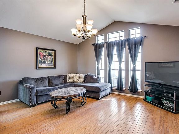 4th image of 4206 Worth Forest Dr