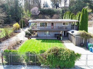 2004 256th St NW, Stanwood, WA 98292