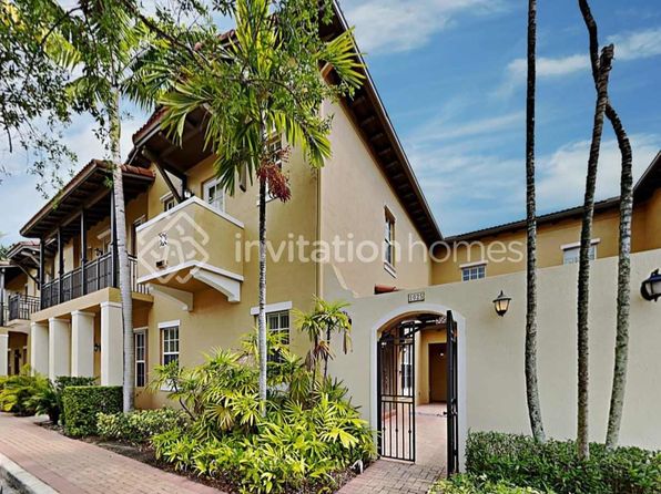 1025 SW 146th Ter