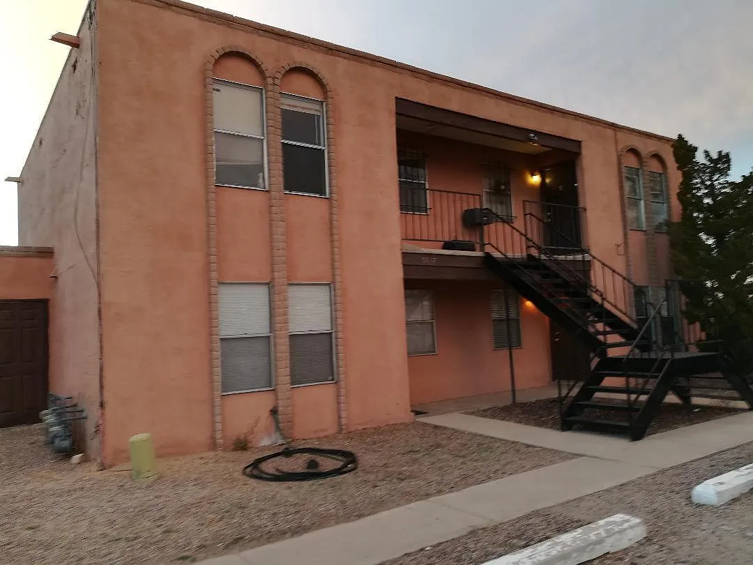 2 bed, 825 sqft, $825 — Photo 1