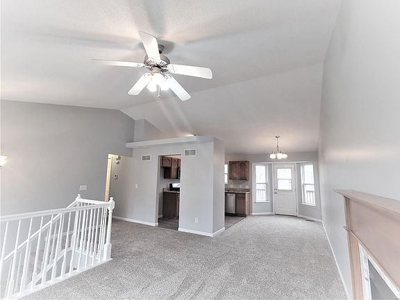 5th image of 4870 Evelynaire Dr