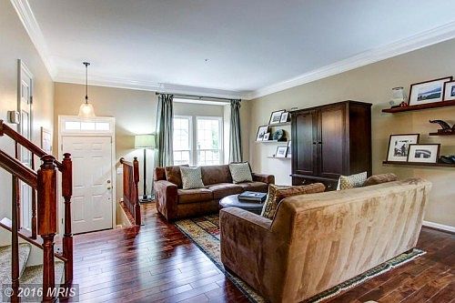 4th image of 13105 Rosebay Dr
