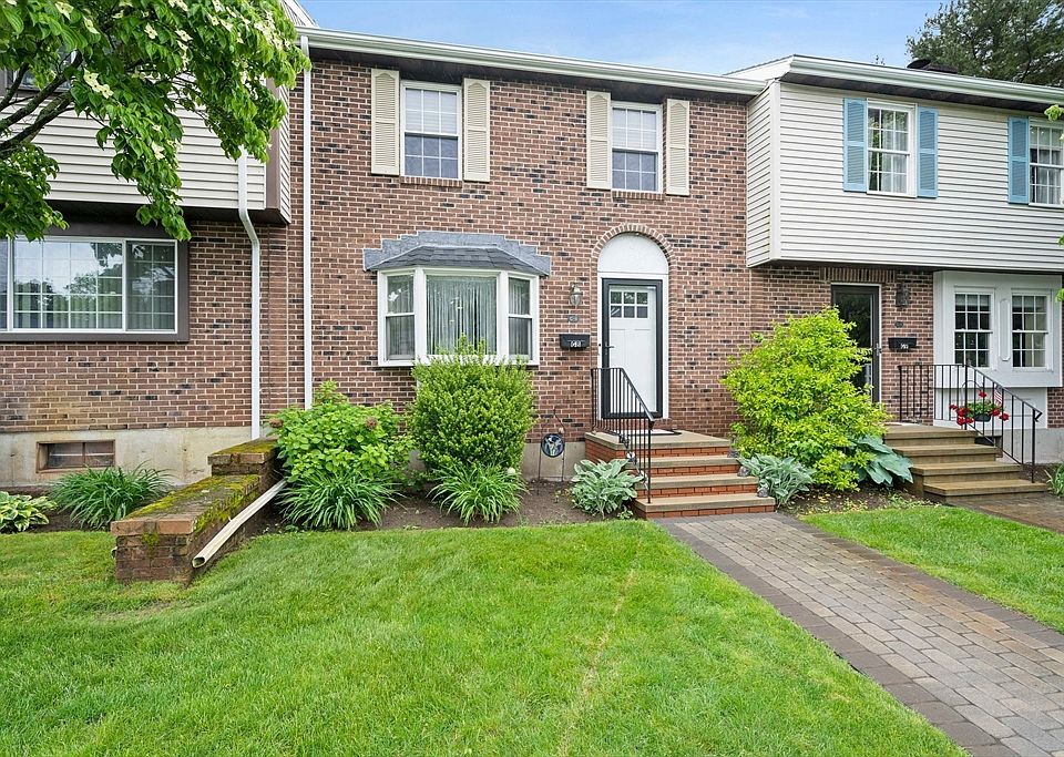 399 Pond St APT G8, Braintree, MA 02184 Zillow