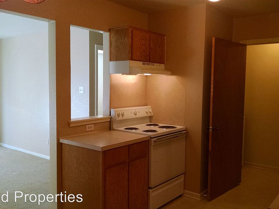 2nd image of 1803 N Main St APT A