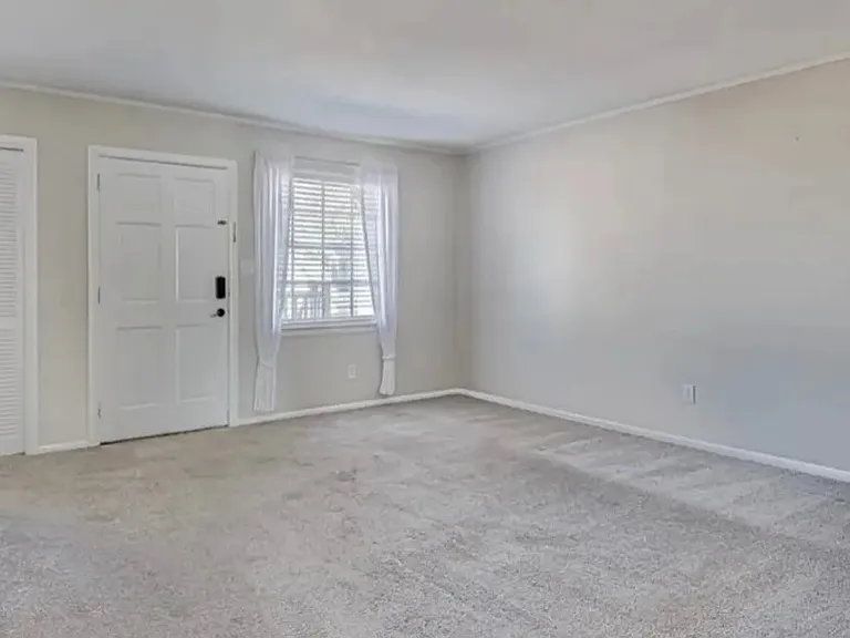 3824 E Country Club Rd #I — Photo 13