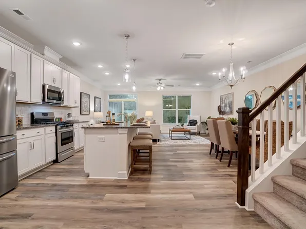 1013 Culloden Cir, Durham, NC 27713