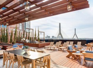 100 Lovejoy Wharf Unit 6C, Boston, MA 02114