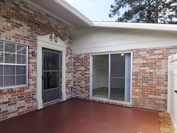 3rd image of 3106 Sugar Creek Ln