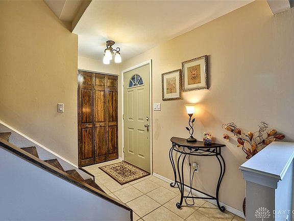 5th image of 3132 Casler Ave