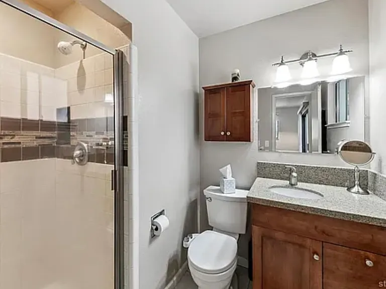 803 Michael Dr — Photo 9