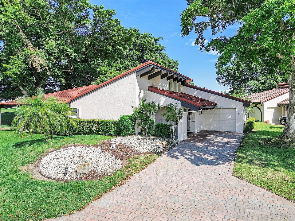 1st image of 8148 Pine Circle #13