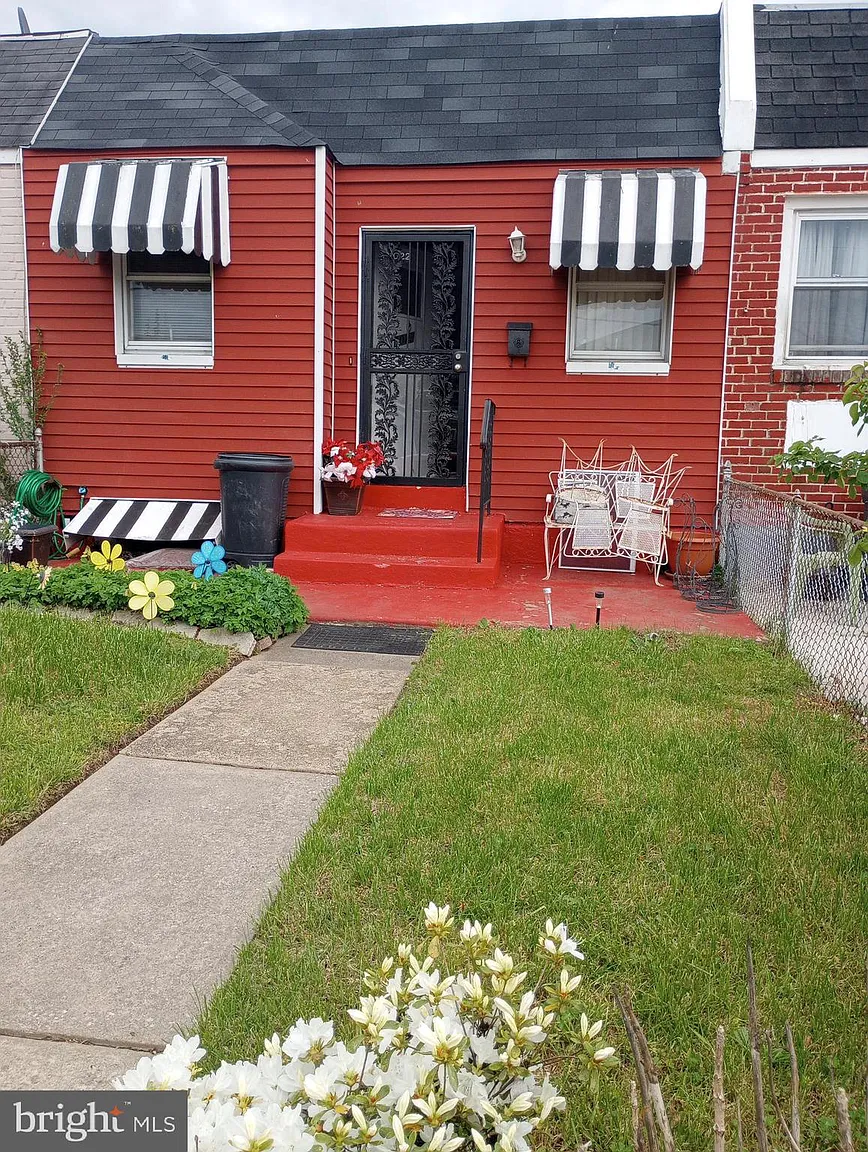 1022 Ash Rd photo 1