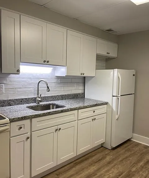 31 W Main St #2 — Photo 9