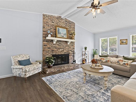 3rd image of 3206 Northgate Dr