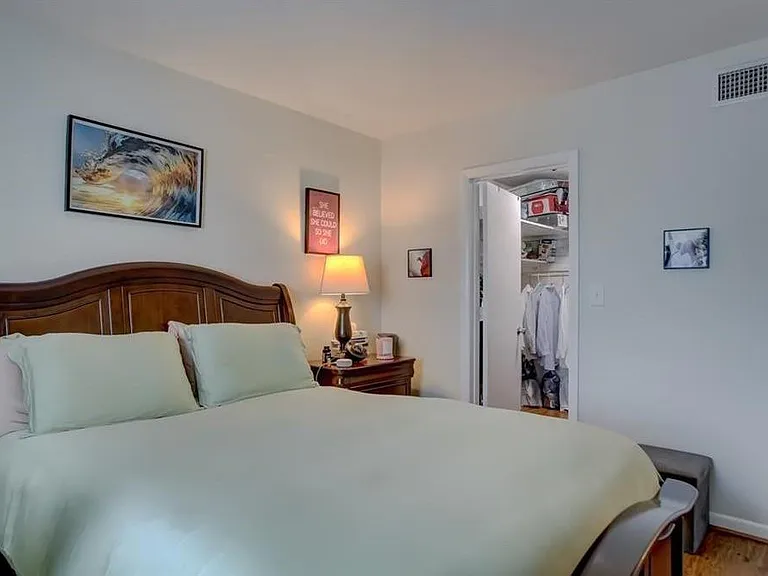 2990 NE 16th Ave #301 — Photo 19