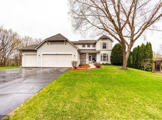 221 Carver Creek Pl, Carver, MN 55315