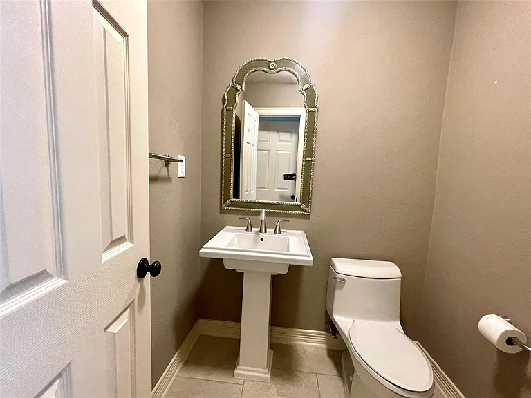 23203 Fall Wind Ct — Photo 30