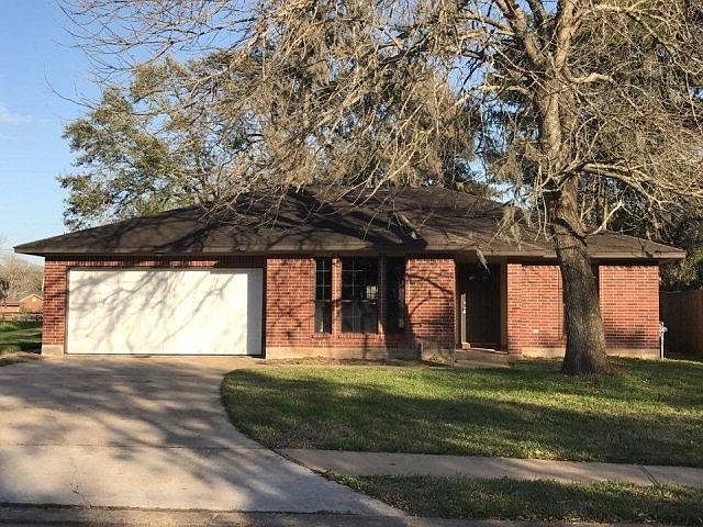 1st image of 204 Beechwood St