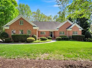 2400 Andre Esteve, Williamsburg, VA 23185