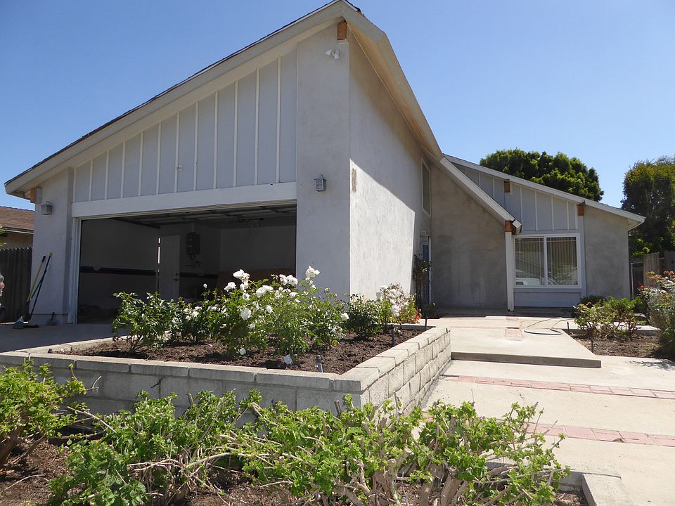1st image of 369 N Otono Ct