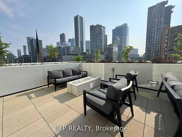 252 Church St #5510 — Photo 24