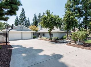 2148 Rall Ave, Clovis, CA 93611