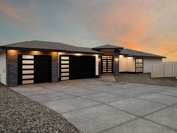 2nd image of 1777 Brianna Ct