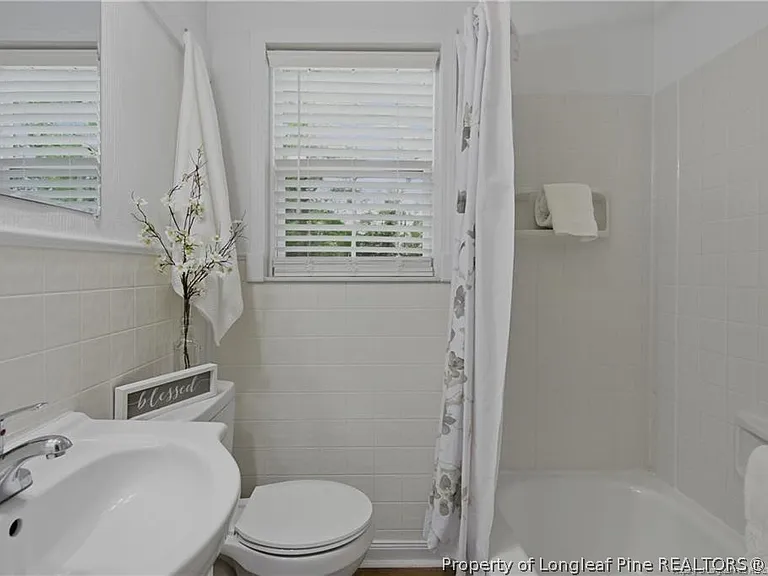 1007 Anarine Rd — Photo 10