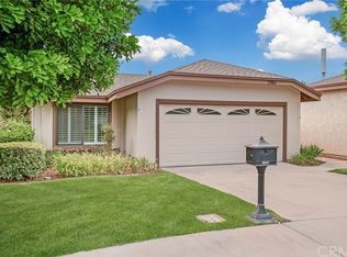 2984 Hyde Park Cir, Riverside, CA 92506