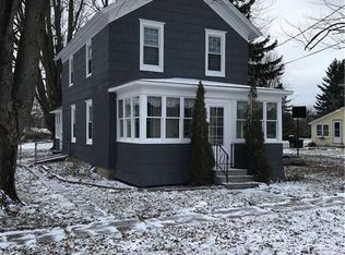 254 W Lake St, Cape Vincent, NY 13618